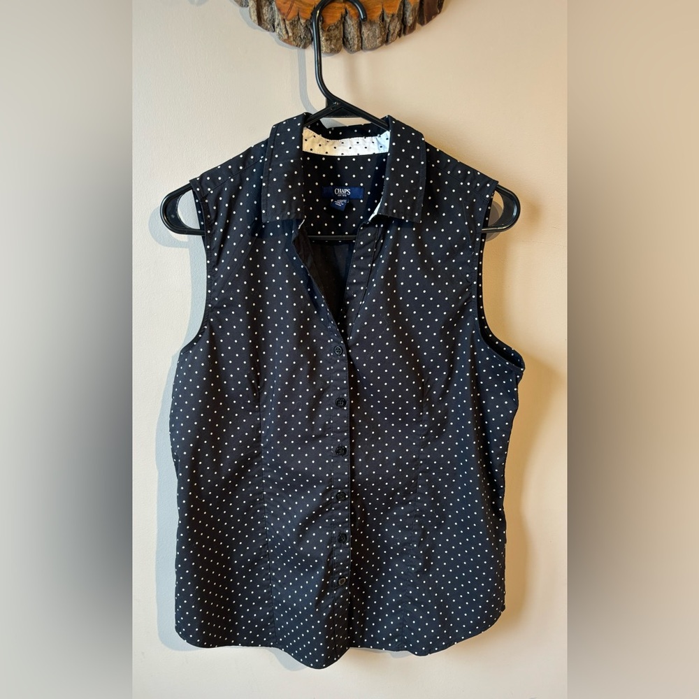 Chaos Polka Dot Sleeveless Button Up Shirt - Medium